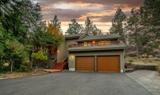 4135 NW Lower Village Rd, Bend, OR 97701