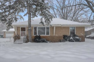 148 91st Ave NE, Minneapolis, MN 55434