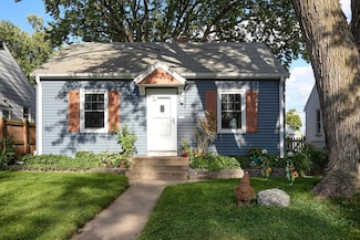 3507 2 1 2 St NE, Minneapolis, MN 55418