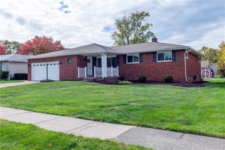 5870 Mural Dr, Seven Hills, OH 44131