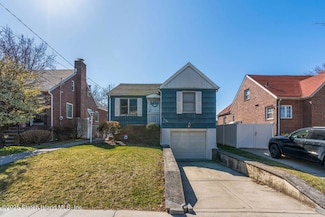 130 Coale Ave, Staten Island, NY 10314