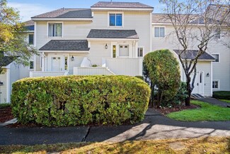 100 Merrimack Ave Unit 127, Dracut, MA 01826