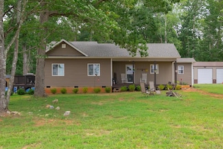464 Whitehall Rd, Keysville, VA 23947
