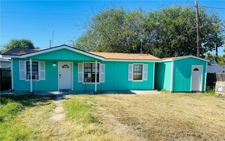 419 Moore Ave, Portland, TX 78374