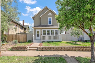 2911 California St NE, Minneapolis, MN 55418