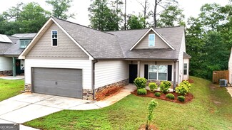 349 Park Blvd W, Bogart, GA 30622
