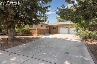 1319 Acacia Dr, Colorado Springs, CO 80907