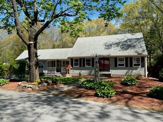 65 Priscilla Dr, Cranston, RI 02921