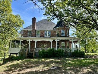128 Club View Rd, Pocahontas, AR 72455