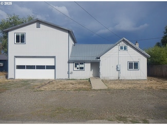 265 N 14th Ave, Elgin, OR 97827