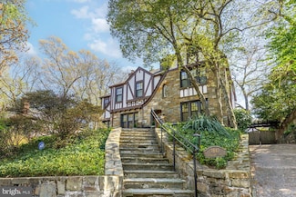2840 Chesapeake St NW, Washington, DC 20008