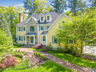10 Whitney Rd, Stow, MA 01775