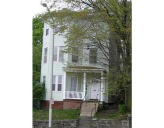 29 Vernon St, Worcester, MA 01610