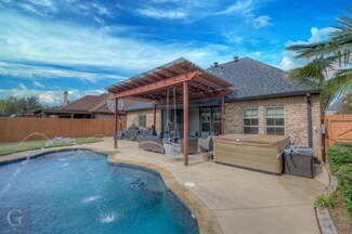 832 Entrada St, Bossier City, LA 71111