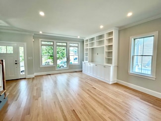 50 York Ave Unit 50, Watertown, MA 02472