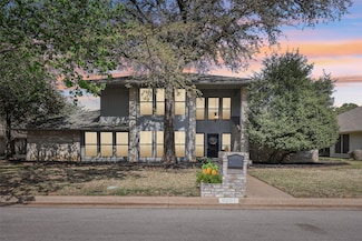 6007 Lakehurst Dr, Arlington, TX 76016