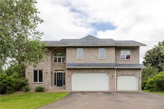 1546 Grover Rd, Eau Claire, WI 54701
