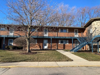 1830 W Knightsbridge Dr Unit 2D, Mount Prospect, IL 60056