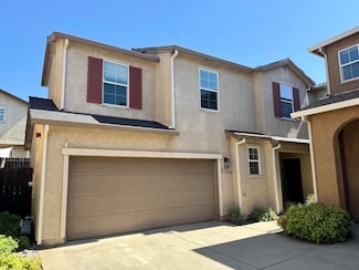 2135 Vienna Way, Redding, CA 96003