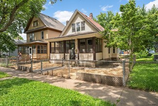 977 Conway St, Saint Paul, MN 55106