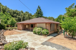 4100 Durock Ct, Shingle Springs, CA 95682