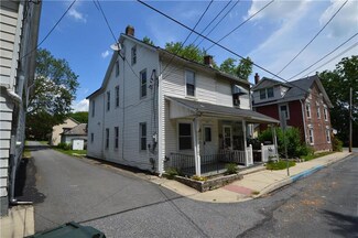 251 Green St, Bath, PA 18014