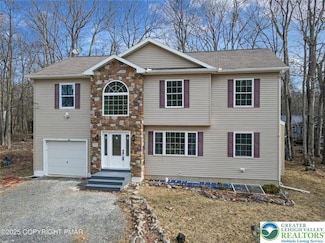 7500 Clearview Terrace, Coolbaugh Township, PA 18466