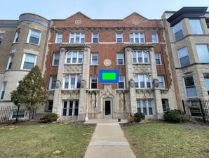 4735 N Beacon St Unit 202, Chicago, IL 60640