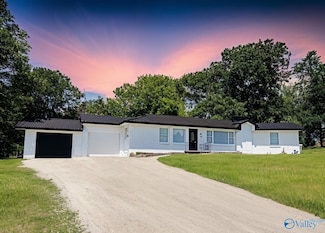 2829 Highway 231, Laceys Spring, AL 35754