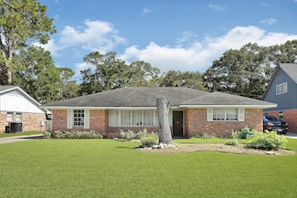 5319 Laurel Creek Way, Houston, TX 77017