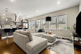 47 Sargent St Unit 3, Boston, MA 02125