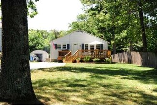 56 Arthur Dr, Whitinsville, MA 01588