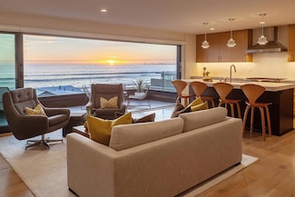 544 Beach Dr, Aptos, CA 95003