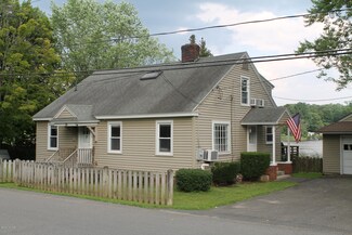 15 Sunrise St, Lanesborough, MA 01237