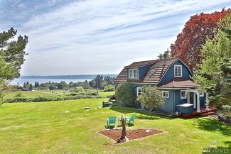 6638 Anderson Rd, Clinton, WA 98236