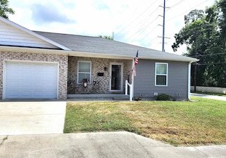 211 W Locust St Unit 2, Fort Branch, IN 47648