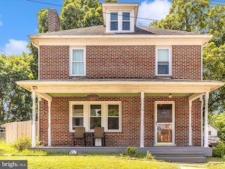 21127 Twin Springs Dr, Smithsburg, MD 21783