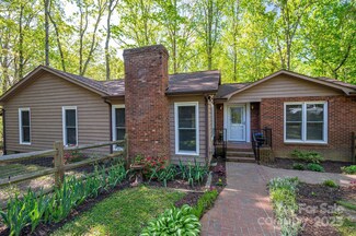 211 W Tennessee Ave, Bessemer City, NC 28016