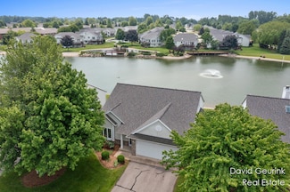 340 Royal Park Dr, Zeeland, MI 49464