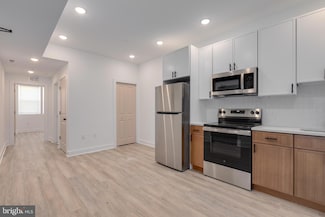 2061 N 8th St Unit 2, Philadelphia, PA 19122