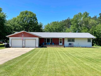 W584 Windy Ln, Brodhead, WI 53520