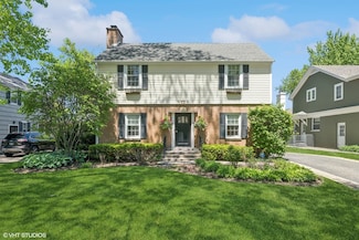 2236 Birchwood Ave, Wilmette, IL 60091