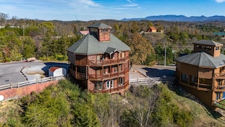 2087 Kerr Rd, Sevierville, TN 37876