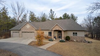 8760 Pine Crest Ln NW, Rochester, MN 55901