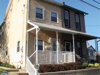 731 Ruth St, Reading, PA 19608