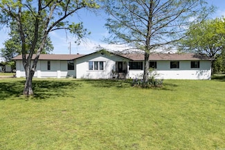 661 Blue Hole Rd, Beebe, AR 72012