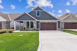201 S Heritage Way, Andover, KS 67002
