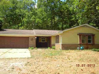 6899 E South Barbee Dr, Pierceton, IN 46562