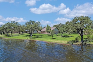 106 Agarita Dr, Burnet, TX 78611