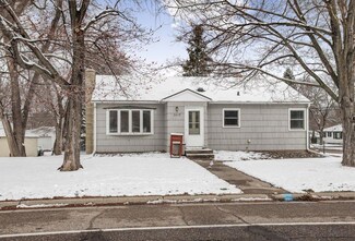 2619 South Ave E, Saint Paul, MN 55109